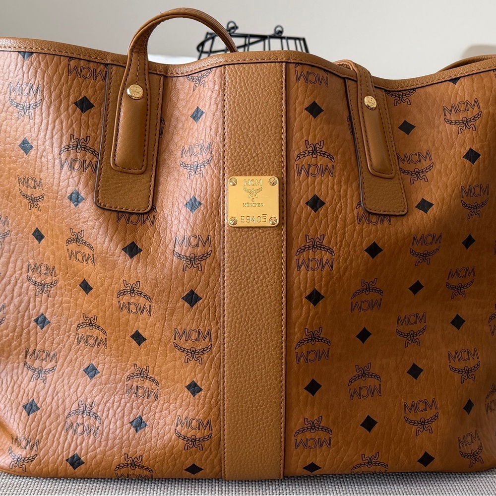MCM Medium Cognac Visetos Tote